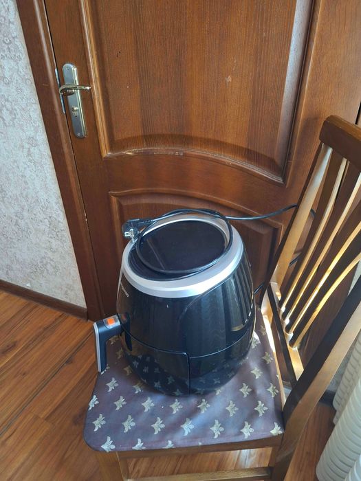 Аэрогриль Kangaroo (Air Fryer) — Отличное состояние
