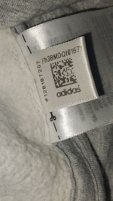 Две кофты Adidas