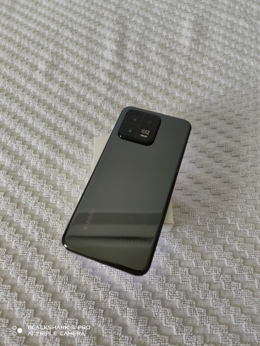 Vând/Schimb Xiaomi 13 256GB, 8+4GB RAM, 5G, Black. 9.5/10