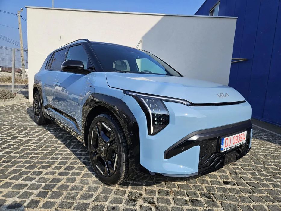 Kia EV3 Kia EV3 5 usi 81.4 kWh GT Line 204 CP AT 2WD MY25