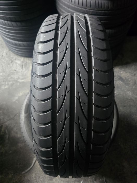 Semperit 205/65 R15 94V vară