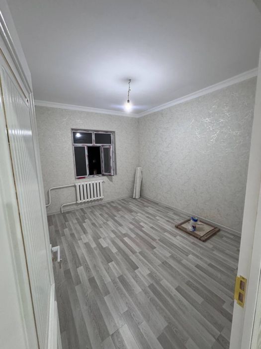 Продается сергели 4 возле метро