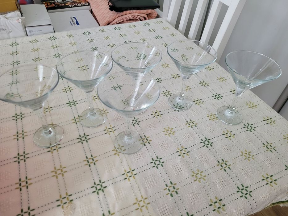 Pahare Martini LAV
