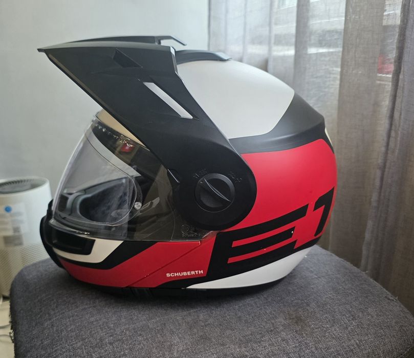 Casca moto Schuberth E1 cu intercom Sena SC10UA,marimea L