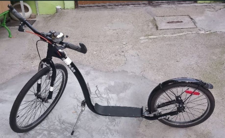 Vand trotineta tip bicicleta