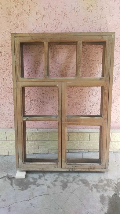 Рамы пластиковые и деревянные