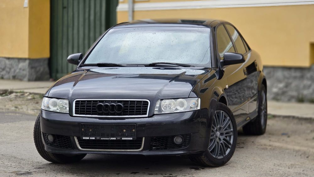 AUDI A4 2004
