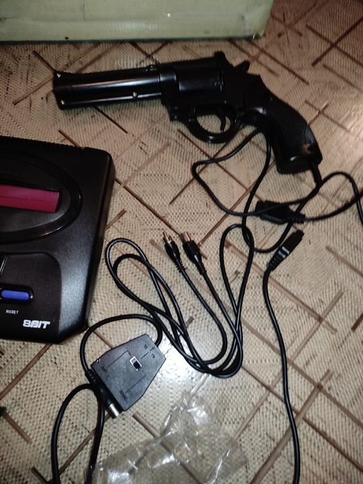 Продам Dendy приставку