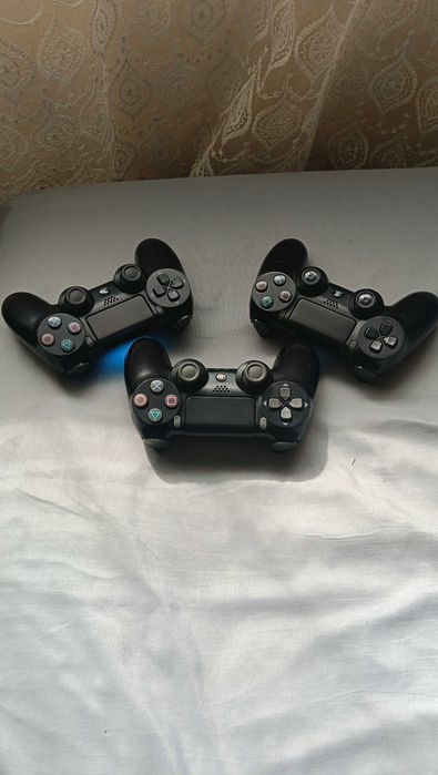 soni Продавам контролери за Playtation sony