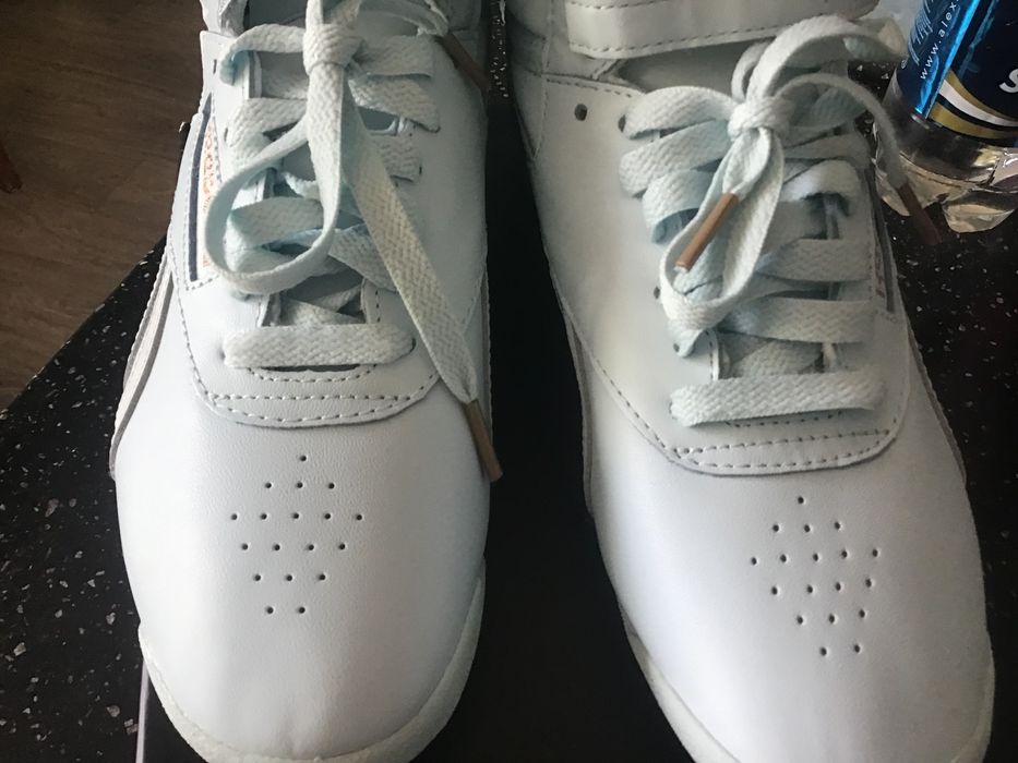 Женские кожанные кросовки Reebok