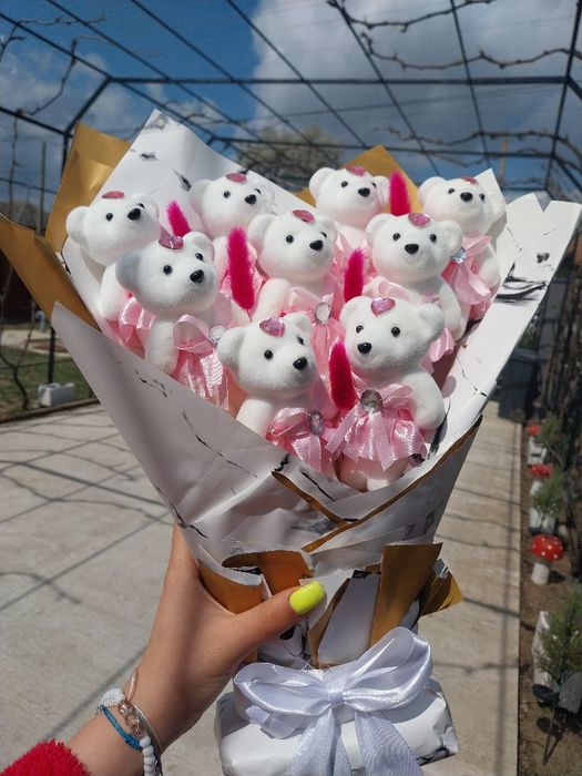 buchet cu ursuleti