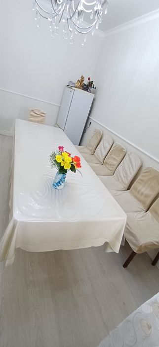 Продам стол кухонный