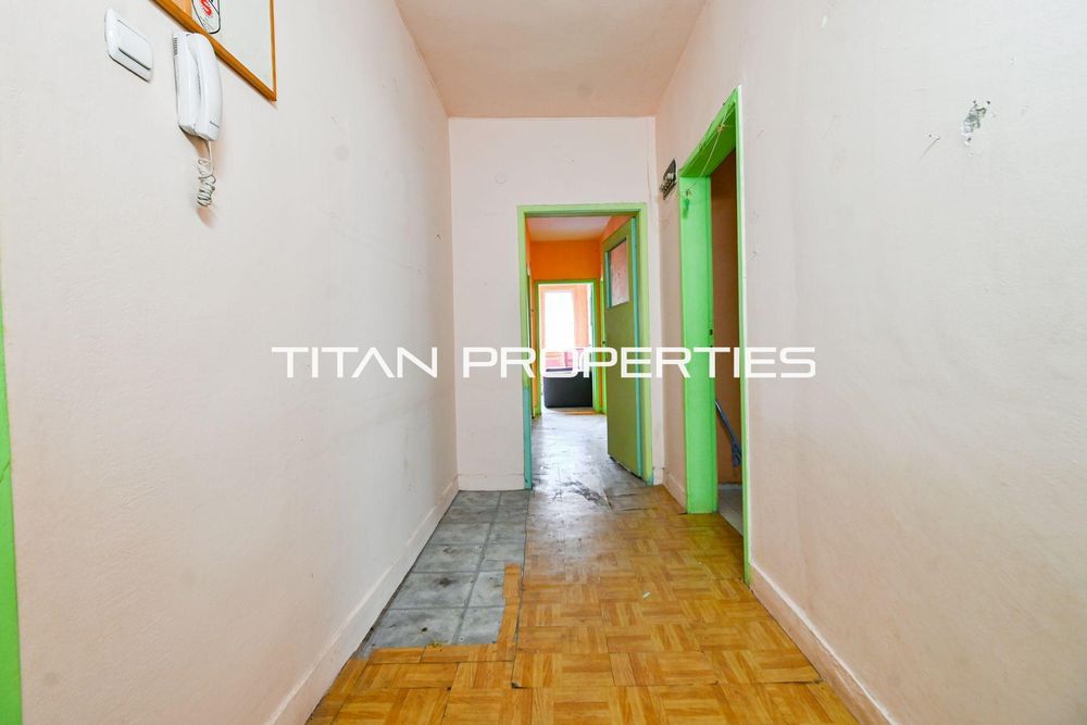 Продава се Четиристаен апартамент в София, Лозенец - 125 кв.м за 1755 €/кв.м - Снимка #12