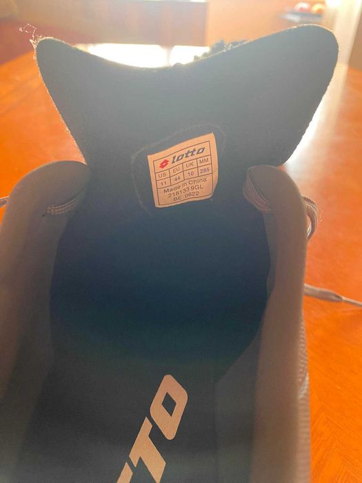 Футболни обувки LOTTO SOLISTA 700 VI FG