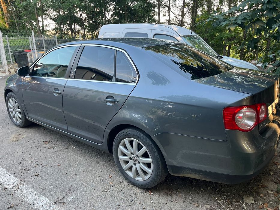 VOLKSWAGEN Jetta 2008 — imagine 2
