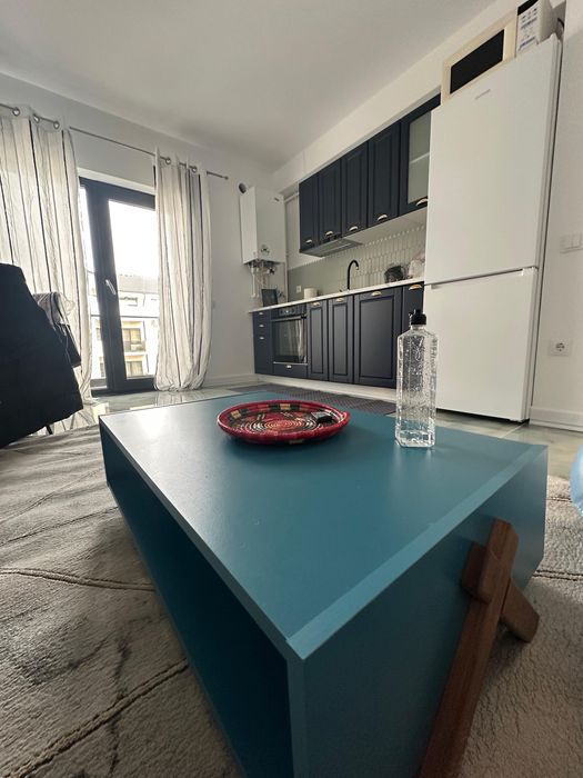 Vand apartament utilat si mobilat