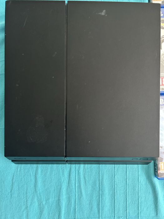Playstation 4 flat