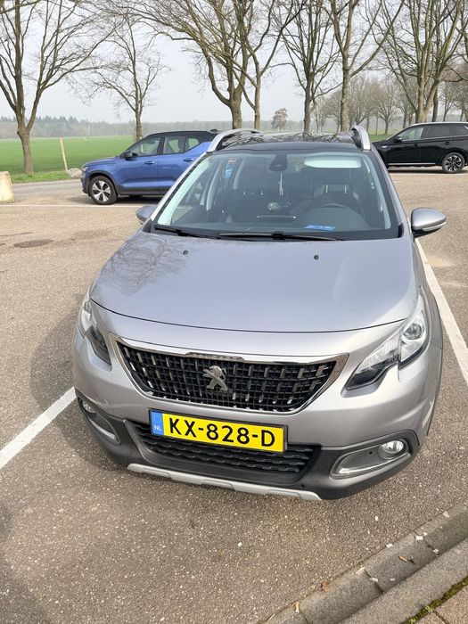 Peugeot 2008 1.2 Benzina din 12/2016