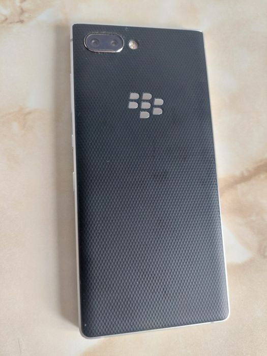 [Key2] Vând BlackBerry Key 2 Black [NEcodat] [NEspart] //poze reale