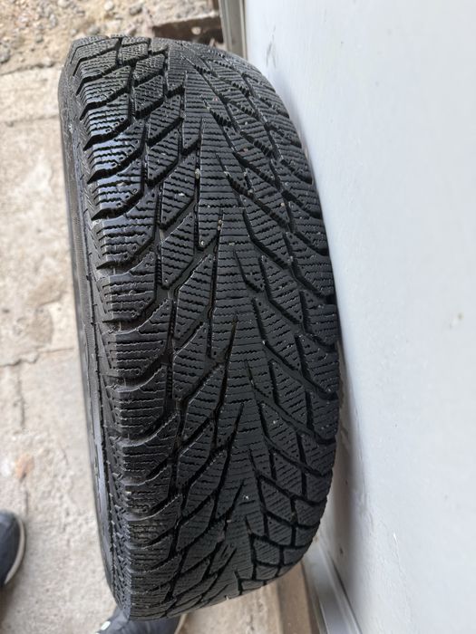 Продам Зимние шины R15