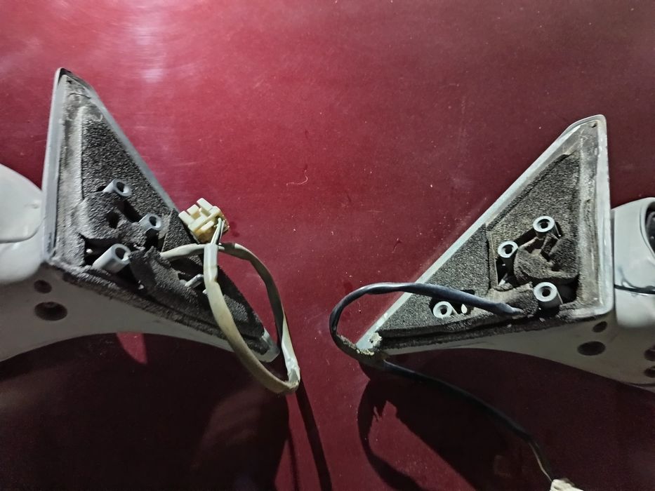 Боковые зеркала Мазда кронус