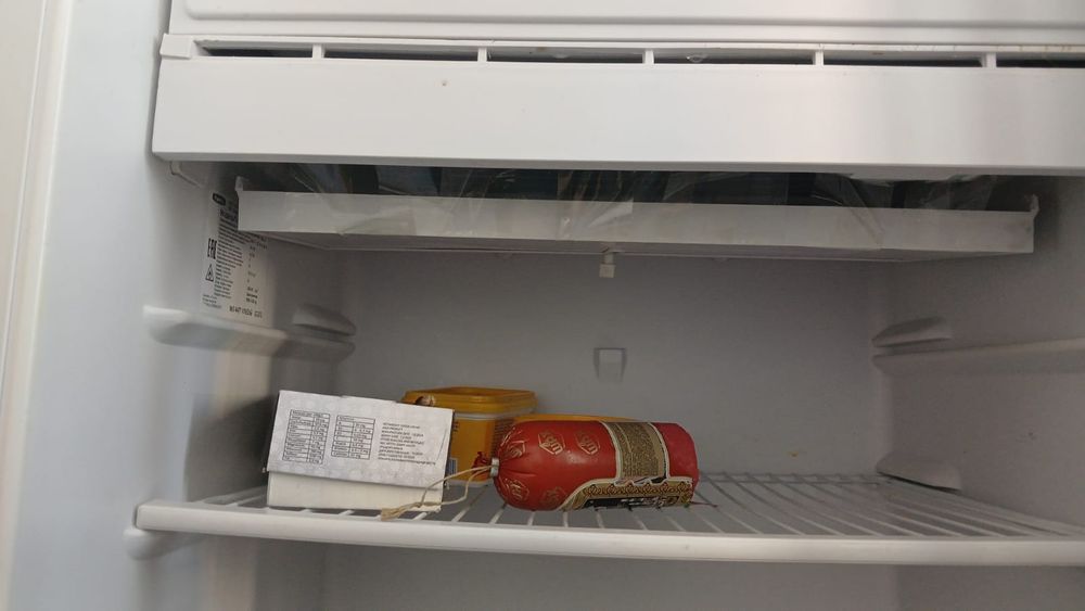 Продам не рабочий холодильник Бирюса