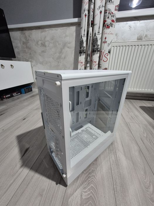 Carcasa PC - alba noua