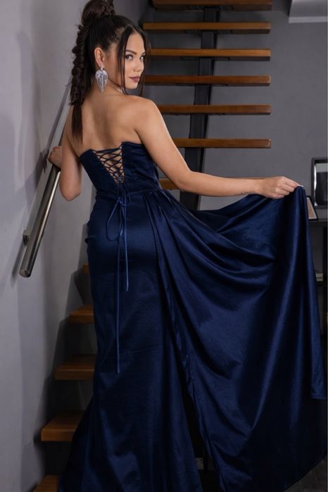 Официална  бална рокля