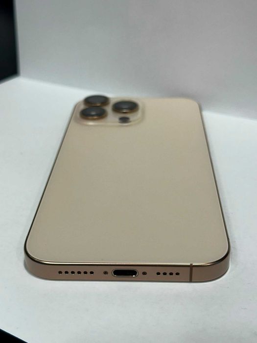 Hope Amanet P13 / iPhone 16 Pro Max / 256 GB