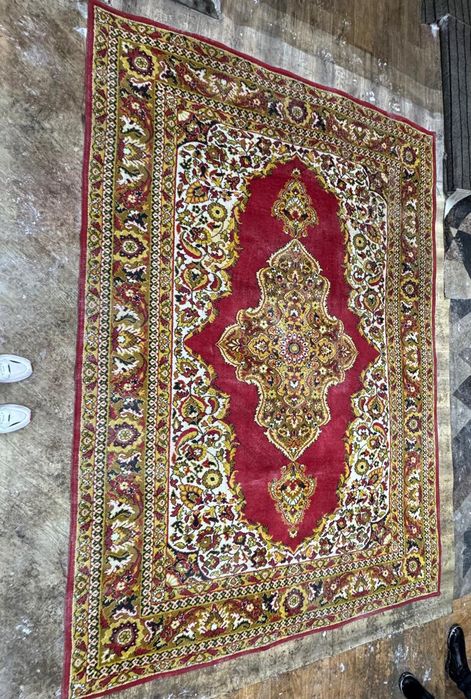 Продам ковер б,у натуральный