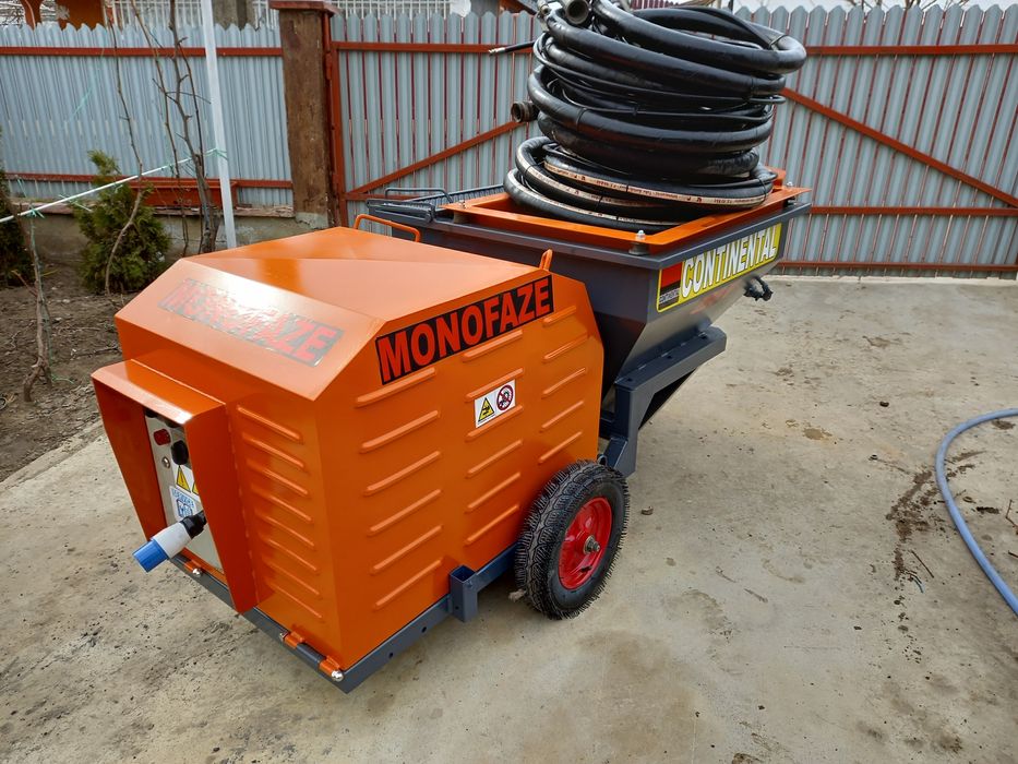 Masina pompa de tencuit 220v pe baza de nisip ,ca si noua