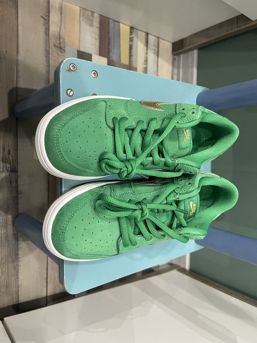 Детски маратонки Nike Air Zoom Dunk Low Pro SB GS St Patricks Jordan