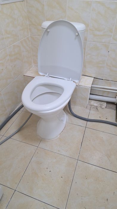 Продам унитаз б/у