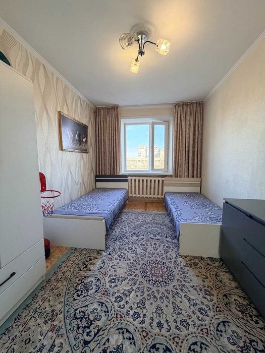 Продам 2х комн кв  168квартал