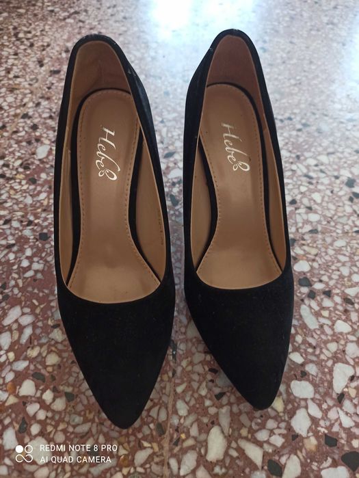 Pantofi negri model special