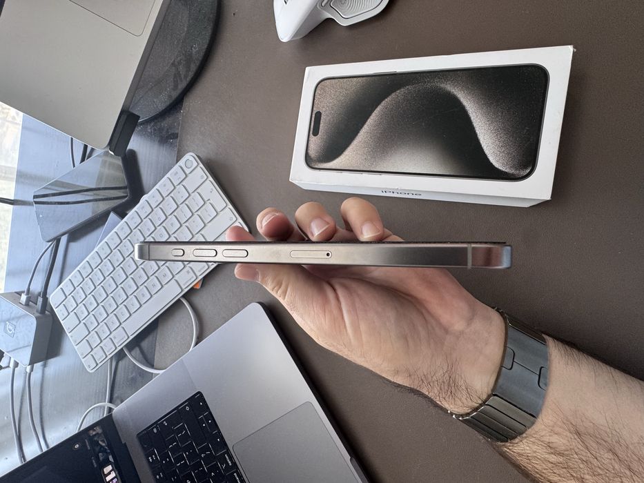 iPhone 15 Pro Max 256 GB Natural Titanium