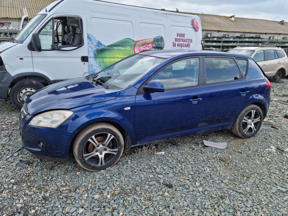 Dezmembrari  Kia CEED (ED)  2006  > 2012 2.0 CRDi 140 Motorina