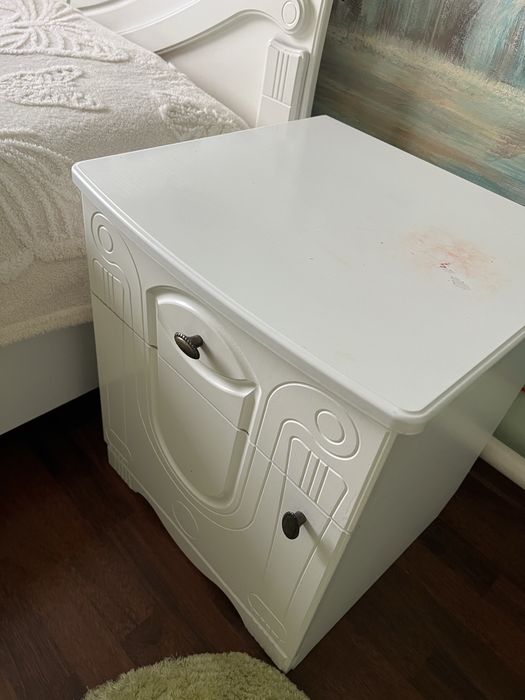 Спальный гарнитур + матрас