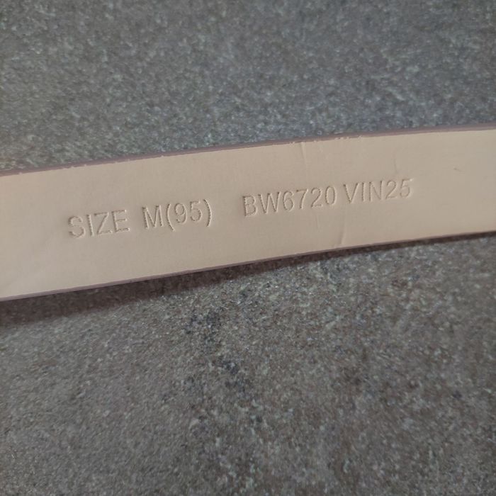 Guess дамски лачени килан