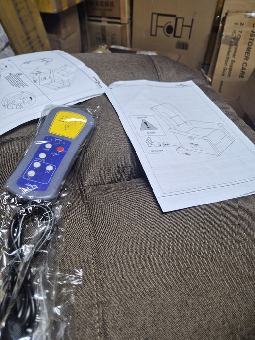 Акцентен фотьойл с функция за масаж за хол,спалня ,офис ,заведение, салони