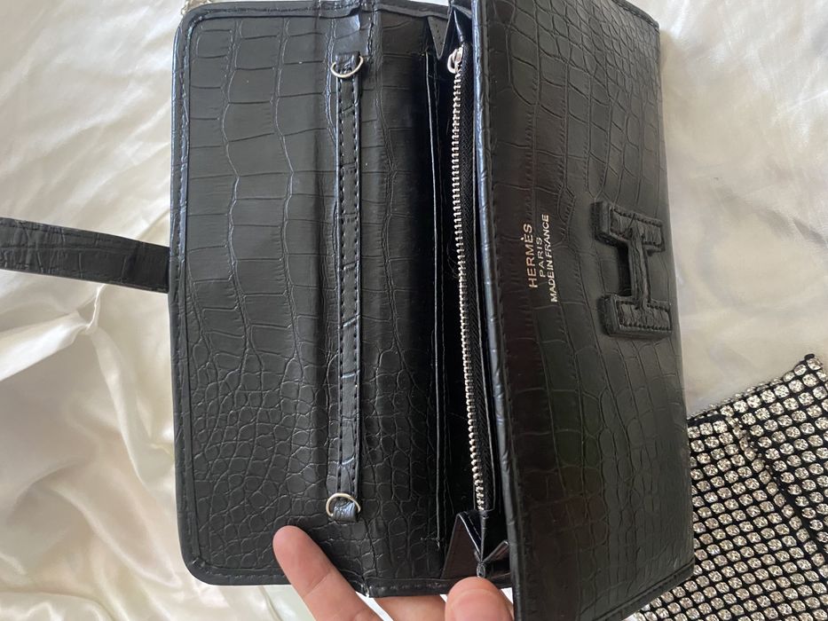 Сумочки очень красивые можно как клачь