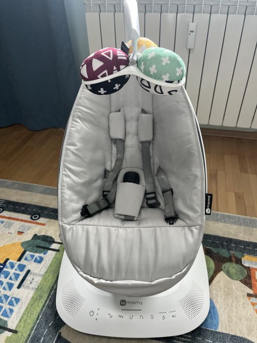 Електрическа бебешка люлка 4moms mamaRoo 5.0, сива