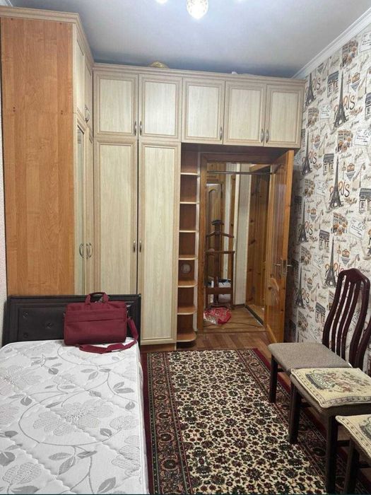 ~Чилонзор 20  3 хонали дом сотилади