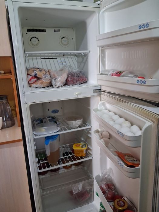 Продам Холодильник LG Каскелен.