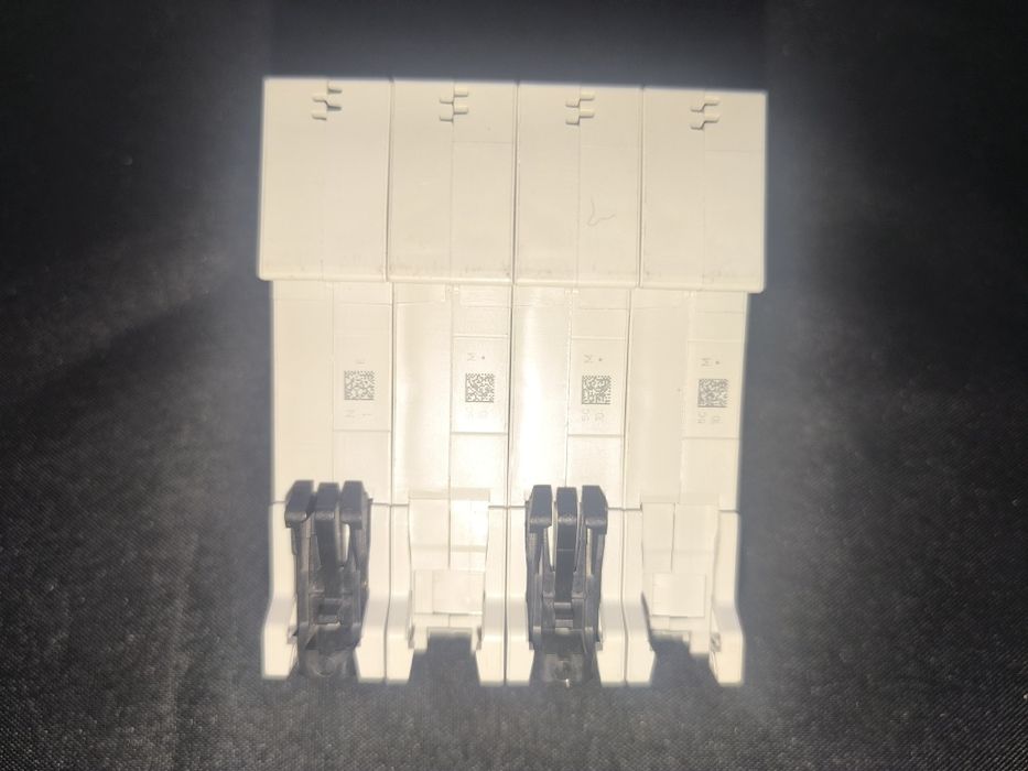 Автоматический выключатель ABB 3P+N S203 C10NA