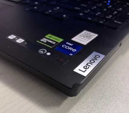 Laptop Lenovo Legion Pro 7 i9 13900HX Nvidia RTX 4090 32GB RAM DDR5 1TB SSD