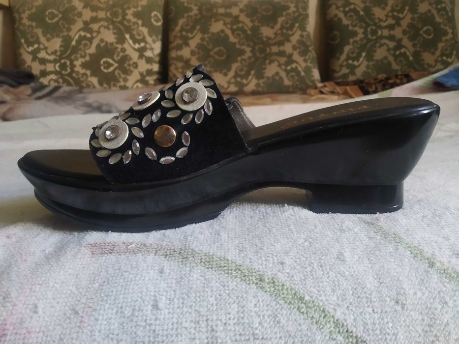 продам босоножки