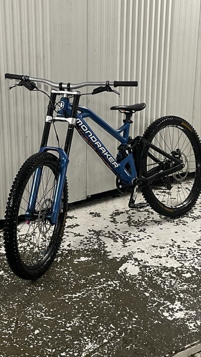 Mondraker Summum SE Pro ( downhill, freeride, full suspension )