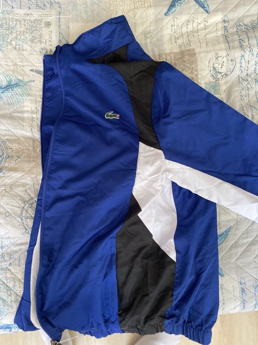 Есенно яке на Lacoste