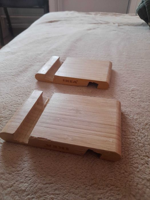 vand suport lemn telefon masa Ikea